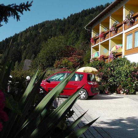 Pension Zum Muehlrad Hotel Millstatt Exterior foto