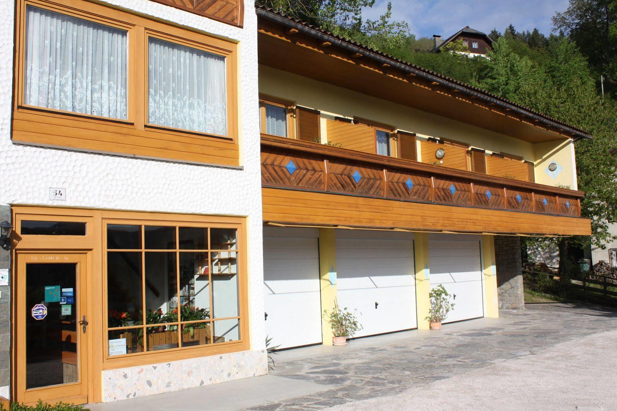 Pension Zum Muehlrad Hotel Millstatt Exterior foto