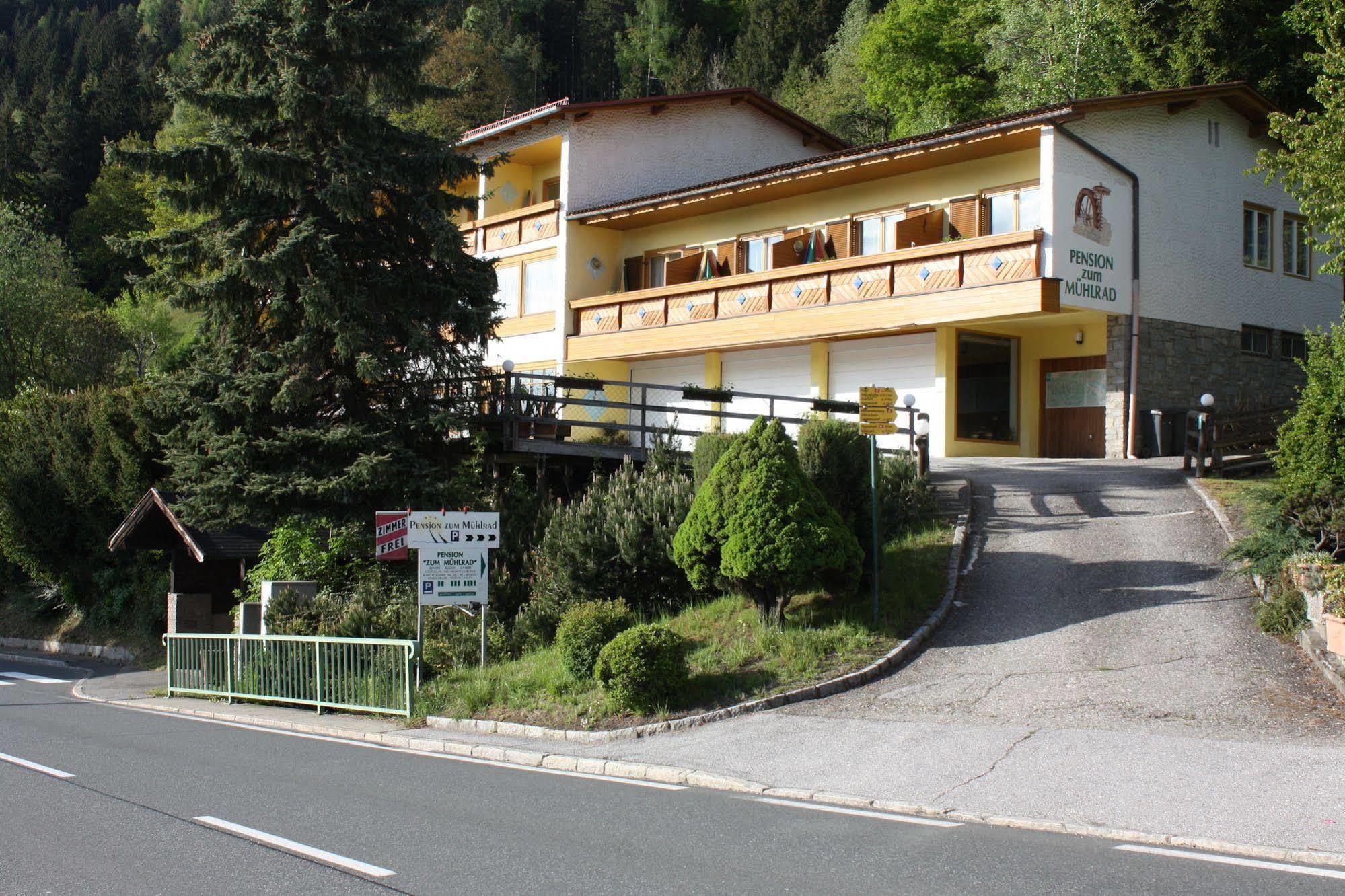 Pension Zum Muehlrad Hotel Millstatt Exterior foto