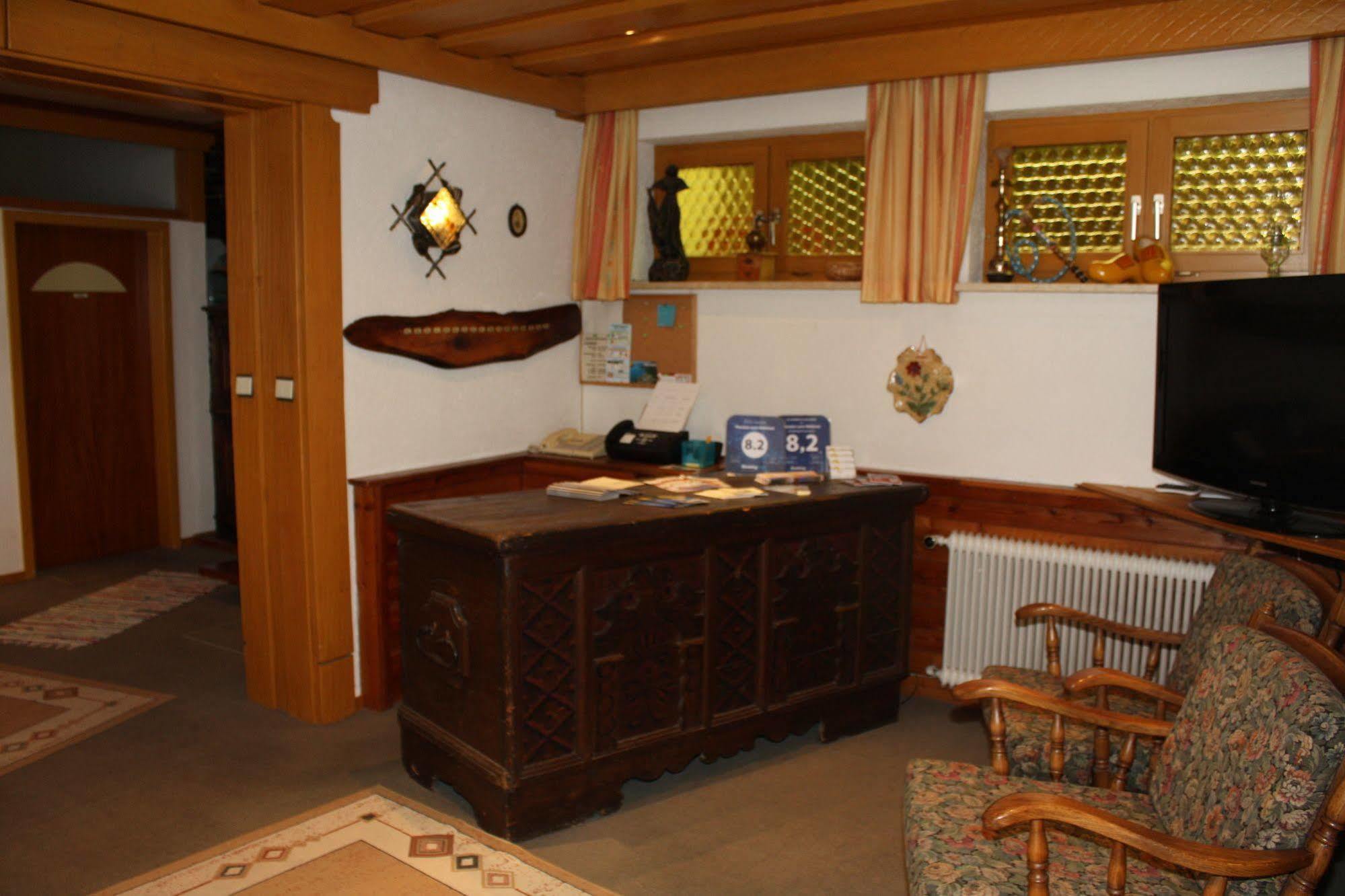 Pension Zum Muehlrad Millstatt Exterior foto